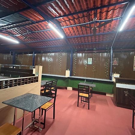 Hotel Jothi Kojambuttúr Kültér fotó